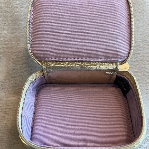 Coach Pill Case - RARE - Picture 7 of 9